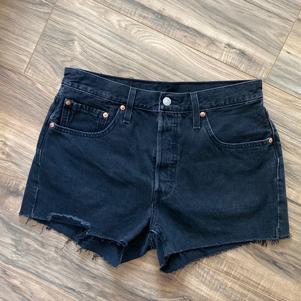 501 Levi shorts